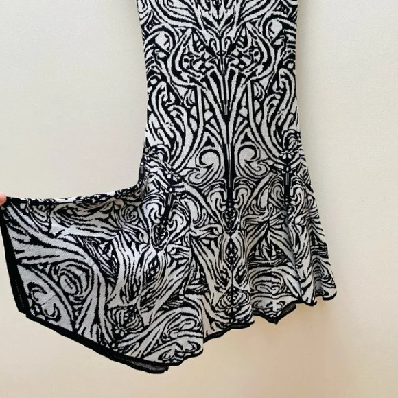 Max Studio - Dropped Waist Knit Sweater Dress - Picture 4 of 6